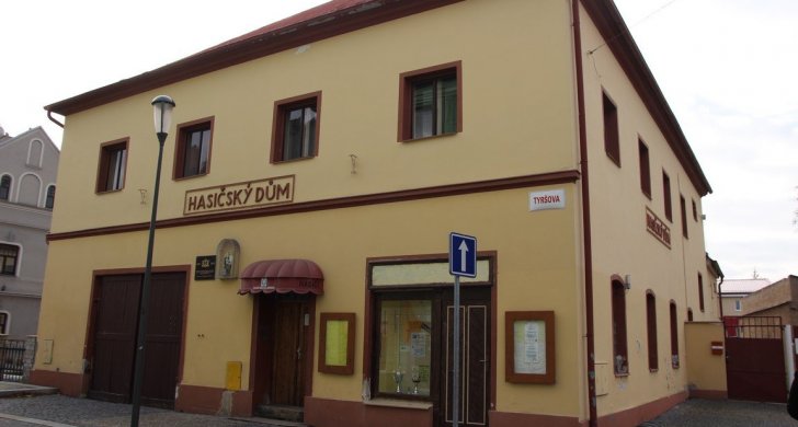 Hasičský dům.JPG